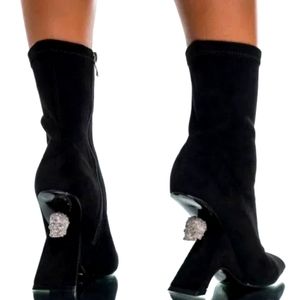 AZALEA WANG WALKING ON DIAMONDS SKULL BOOTIE IN BLACK ( BRAND NEW ! )
